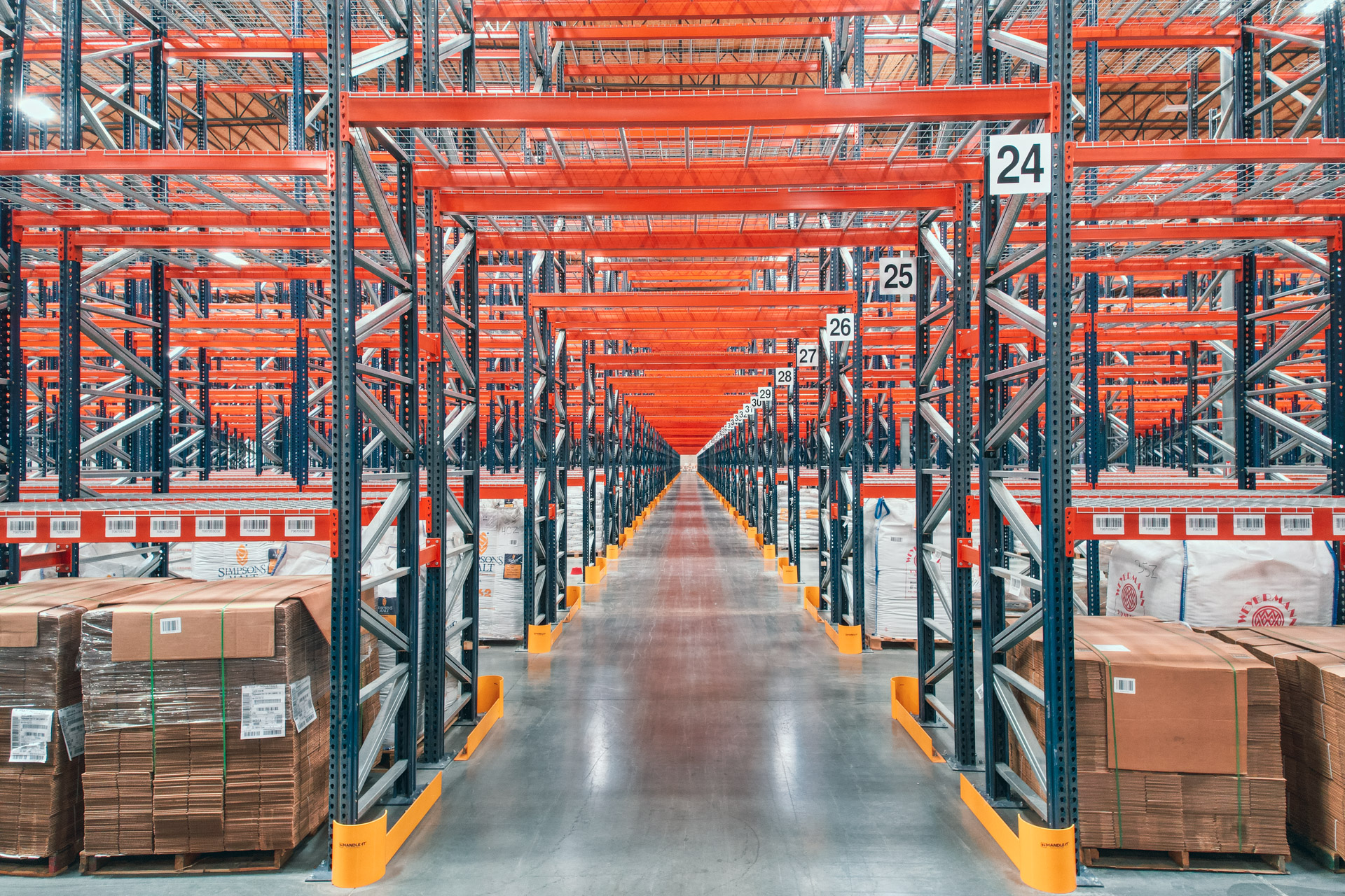 Industrial pallet racking installation in Bartow warehouse